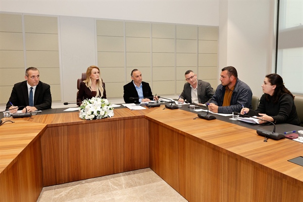 Cumhurbaşkanlığında 17 Mart’taki fidan dikimi ve ağaçlandırma çalışmalarıyla ilgili belediyelerin katılımıyla ikinci kez toplantı düzenlendi