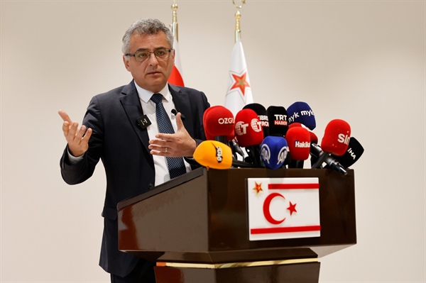 Erhürman: Açık ve samimi bir toplantı gerçekleştirdik