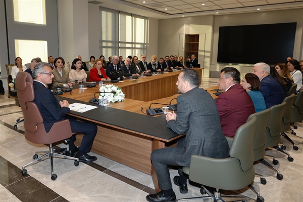 Cumhurbaşkanı Tufan Erhürman, Türk Dünyası Arabulucular Birliği ve Kıbrıs Türk Barolar Birliği'ni kabul etti