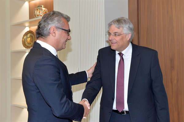 Cumhurbaşkanı Tufan Erhürman, Almanya'nın Lefkoşa  Büyükelçisi Hans-Peter Jugel'ı kabul etti