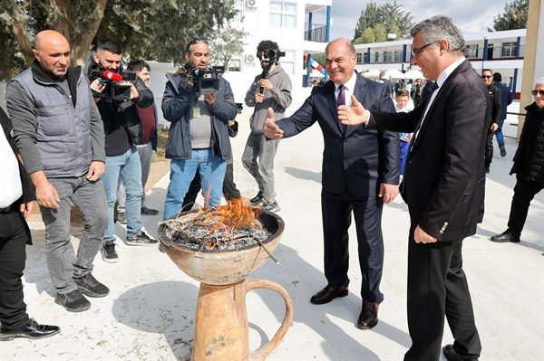 Cumhurbaşkanı Tufan Erhürman, Şehit Mehmet Eray İlkokulu’nun yeni dersliğinin açılış törenine katıldı
