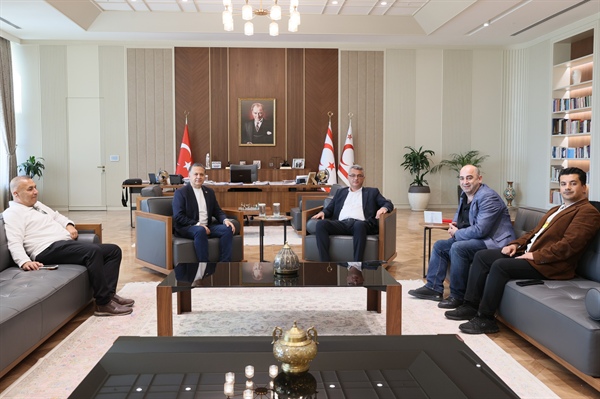 Cumhurbaşkanı Tufan Erhürman, Küresel Gazeteciler Konseyi Genel Başkanı ve beraberindeki heyeti kabul etti