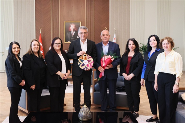 Cumhurbaşkanı Tufan Erhürman, Serdarlı Sağlık ve Kültür Derneği Başkanı ve dernek üyelerini kabul etti