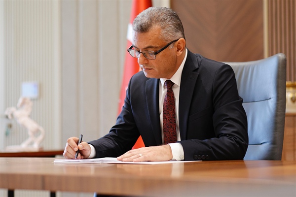 Cumhurbaşkanı Erhürman'dan Çalışkan ve Süleyman'a tebrik