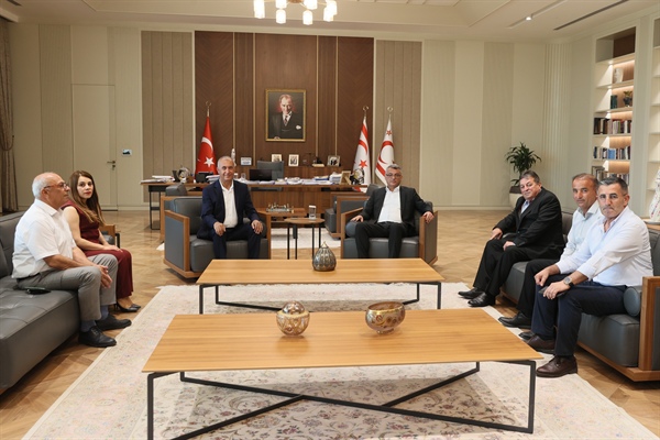 Cumhurbaşkanı Tufan Erhürman, KKTC Alevi Kültür Merkezi Başkanını ve beraberindeki heyeti kabul etti