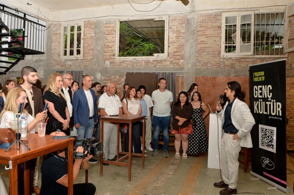 Cumhurbaşkanı Tufan Erhürman ve eşi Nilden Bektaş Erhürman, Genç Kültür Kollektifi’nin tanıtım etkinliğine katıldı