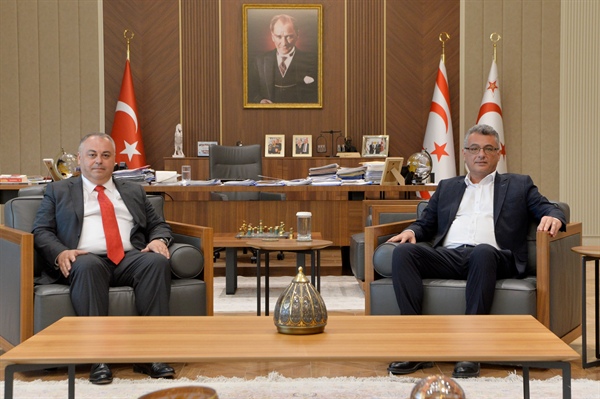 Cumhurbaşkanı Erhürman, KKTC Bişkek Temsilcisi Tahir Osman Tahir’i kabul etti