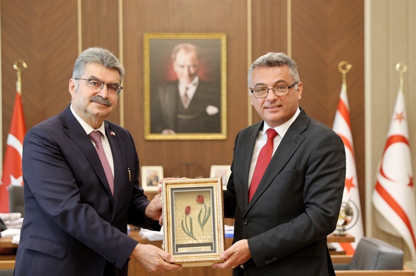 Cumhurbaşkanı Erhürman, Türkiye-KKTC Parlamentolar Arası Dostluk Grubu Başkanı ve beraberindeki heyeti kabul etti