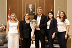 Cumhurbaşkanı Tufan Erhürman, Podoloji Derneği heyetini kabul etti