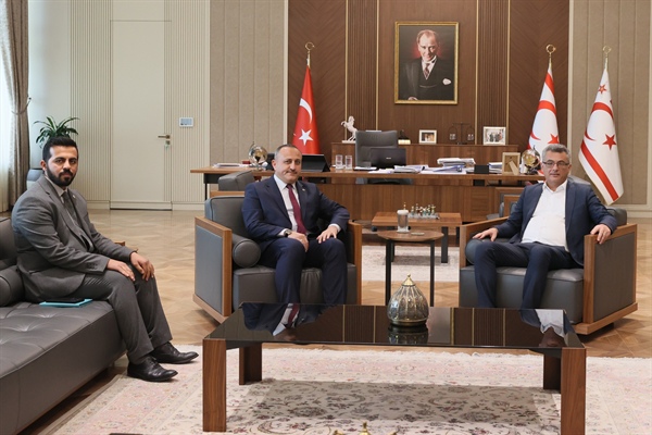 Cumhurbaşkanı Tufan Erhürman, KKTC Din İşleri Başkanı Hakan Moral’ı kabul etti