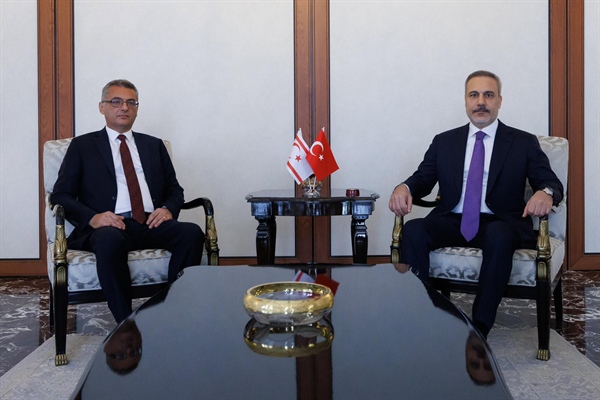 Cumhurbaşkanı Erhürman, Türkiye Dışişleri Bakanı Fidan ile görüştü