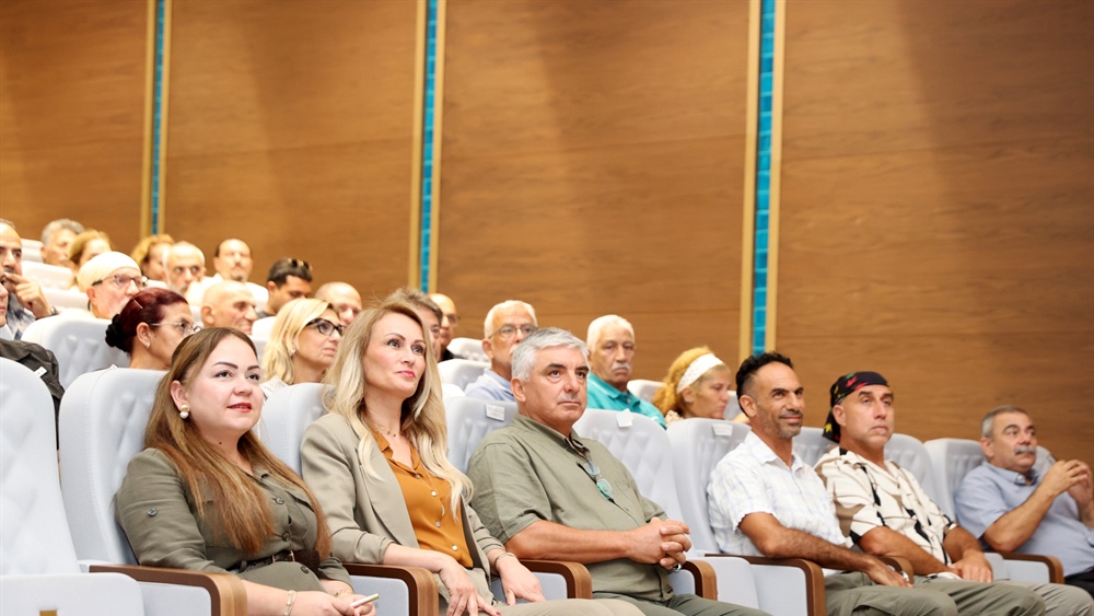 “Doğa Yürüyüşlerinde İz Bırakmama İlkesinin 7 Prensibi” Semineri düzenlendi