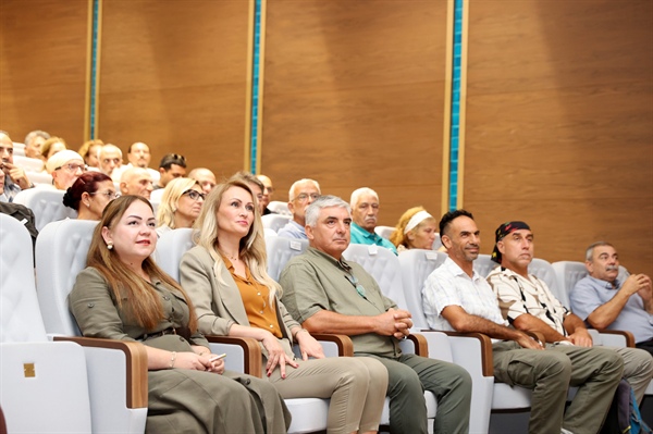 “Doğa Yürüyüşlerinde İz Bırakmama İlkesinin 7 Prensibi” Semineri düzenlendi