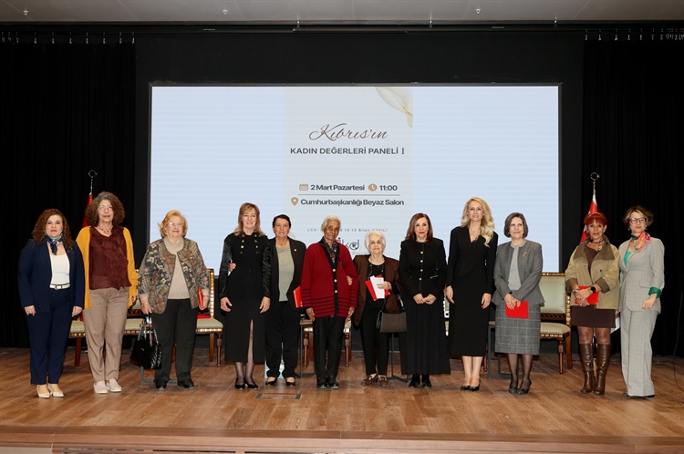 Nilden Bektaş Erhürman, Kıbrıs’ın Kadın Değerleri Paneli’ne katıldı