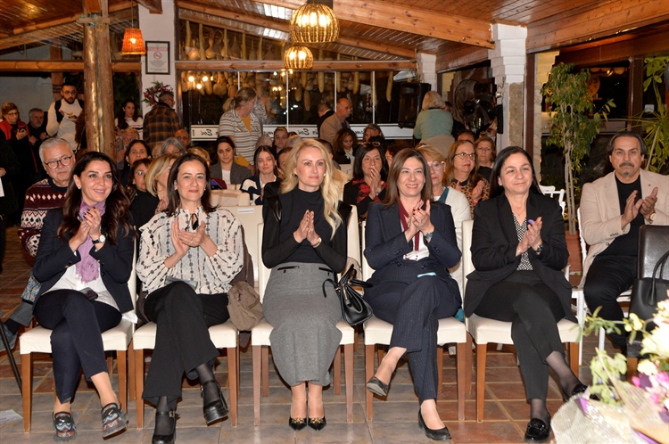 Nilden Bektaş Erhürman “Kadın Sağlığı ve Okuryazarlığı” Paneline...