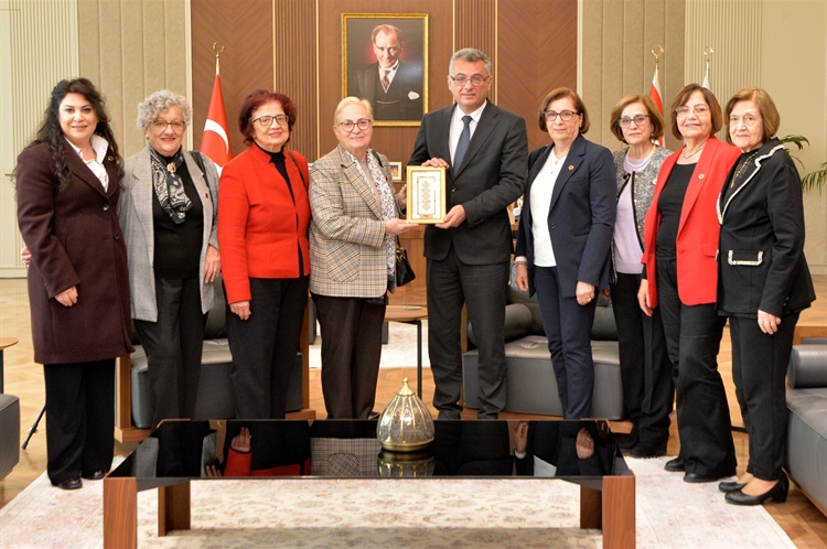 Cumhurbaşkanı Tufan Erhürman, KTKK genel başkanı ve yönetim kurulu...