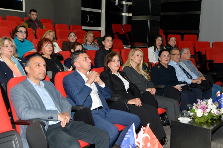 Nilden Bektaş Erhürman, “Su ve Yaşam” isimli panele katıldı