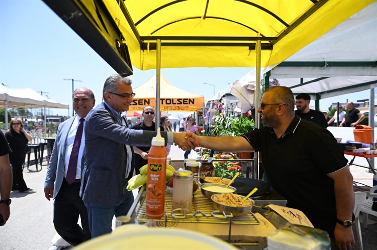Cumhurbaşkanı Tufan Erhürman, Gaziköy’de Bidda Badadez Festivali’ne...