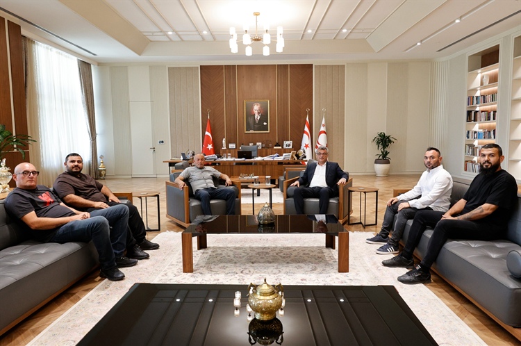 Cumhurbaşkanı Tufan Erhürman, Taşkent Türk Spor Kulübü yönetimini...