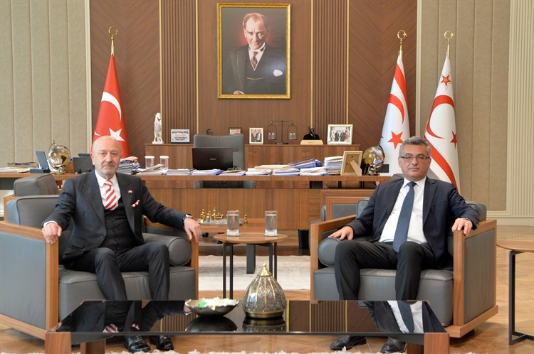 Cumhurbaşkanı Tufan Erhürman, OYAK Başkanı Emekli Korgeneral Zekai...