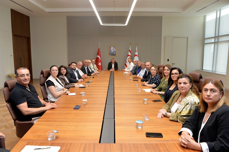 Cumhurbaşkanı Tufan Erhürman, ekonomik örgütlerle görüştü