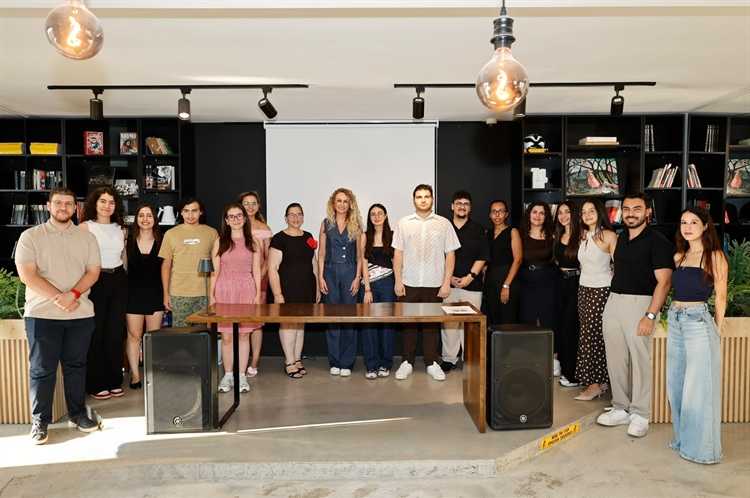 Nilden Bektaş Erhürman, 'Women in Red Workshop' etkinliğine katıldı