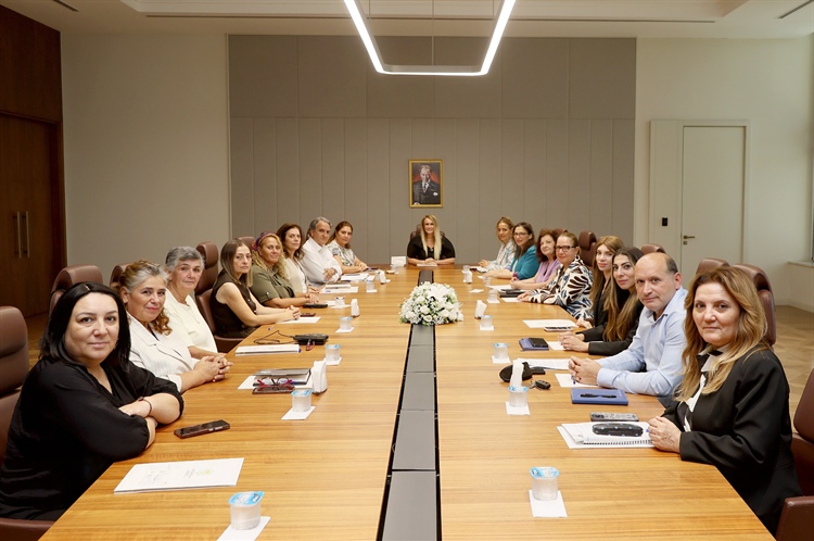 Nilden Bektaş Erhürman, kadın kooperatifleriyle görüştü