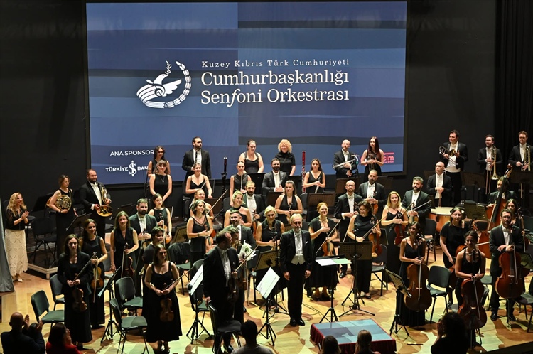 Cumhurbaşkanlığı Senfoni Orkestrası’nın yeni sezon açılış konseri...