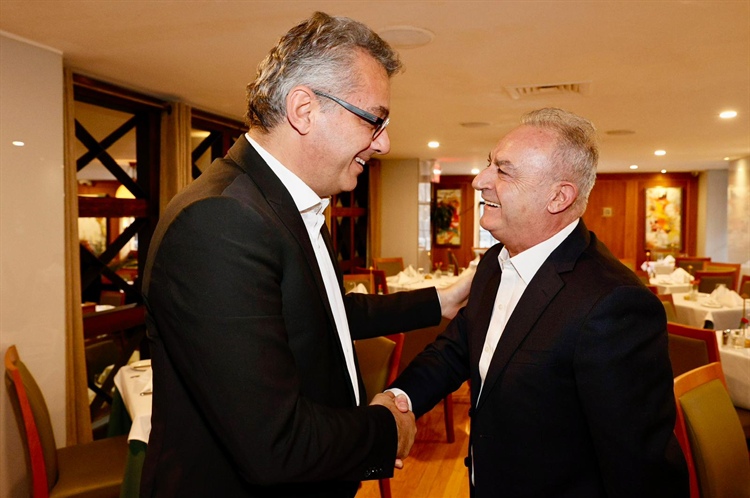 Συνάντηση του Προέδρου Έρχιουρμαν με τον πρώην Πρόεδρο του ΔΗΣΥ Αβέρωφ Νεοφύτου στη Νέα...